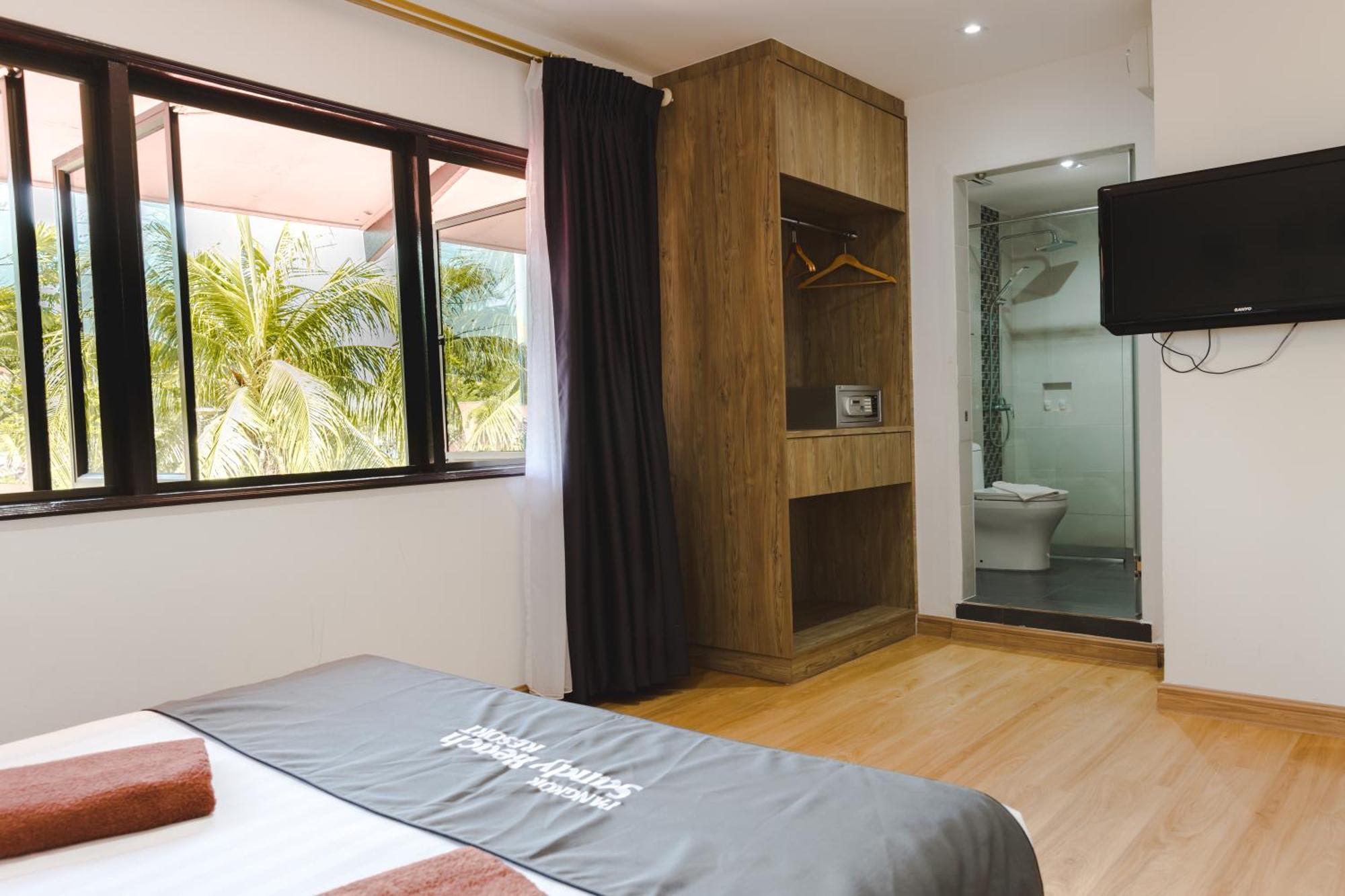 Pangkor Sandy Beach Resort Kampong Pasir Bogak Exteriör bild