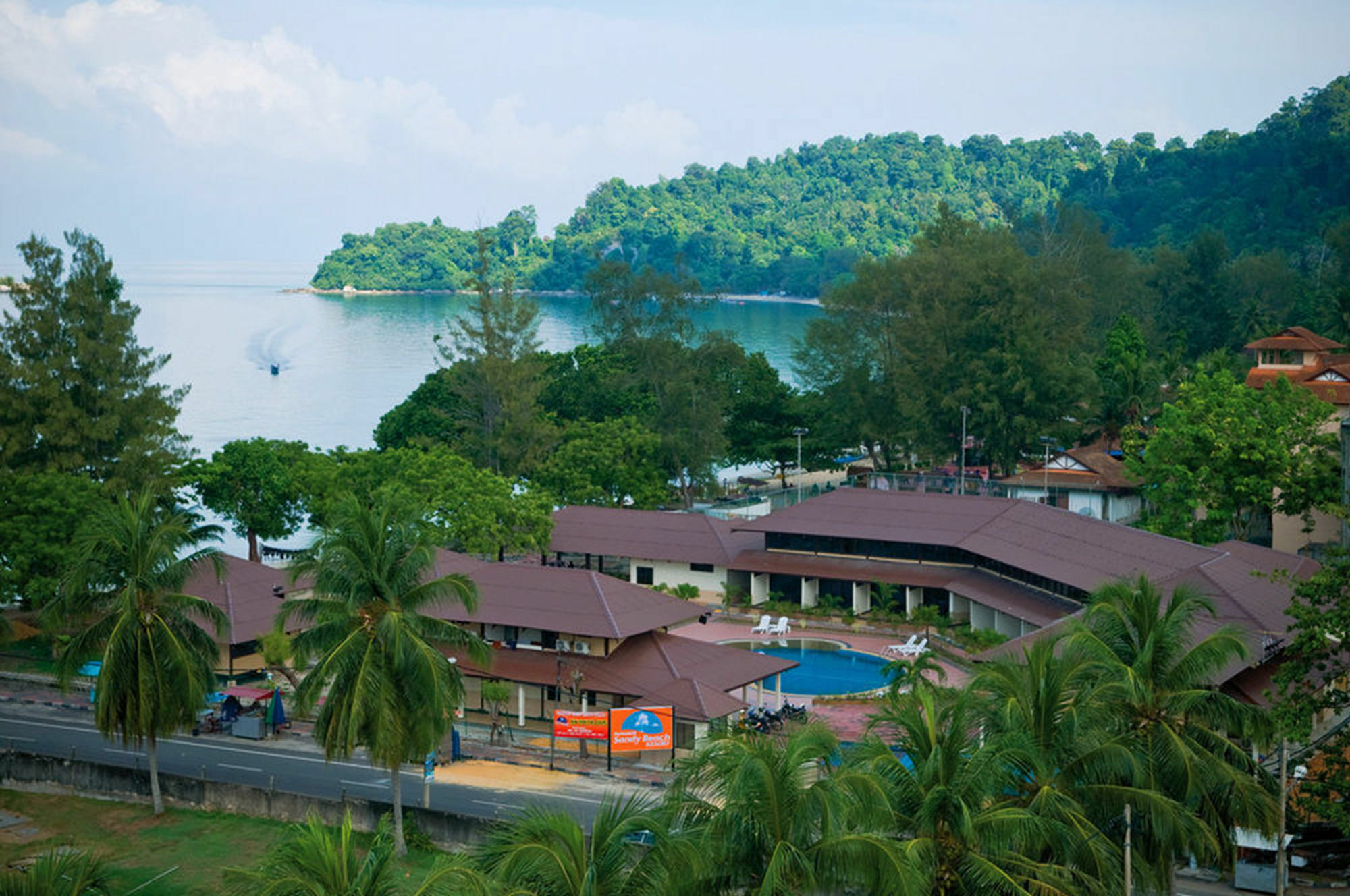 Pangkor Sandy Beach Resort Kampong Pasir Bogak Exteriör bild