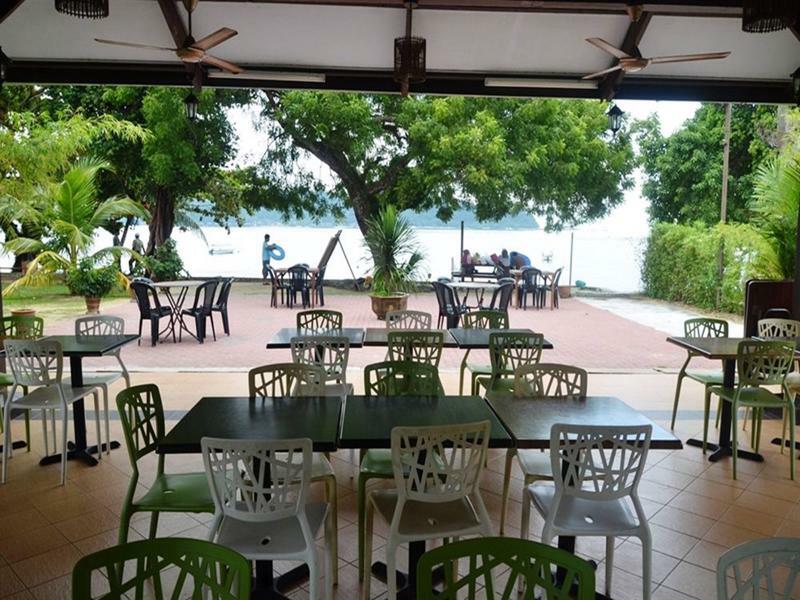 Pangkor Sandy Beach Resort Kampong Pasir Bogak Exteriör bild