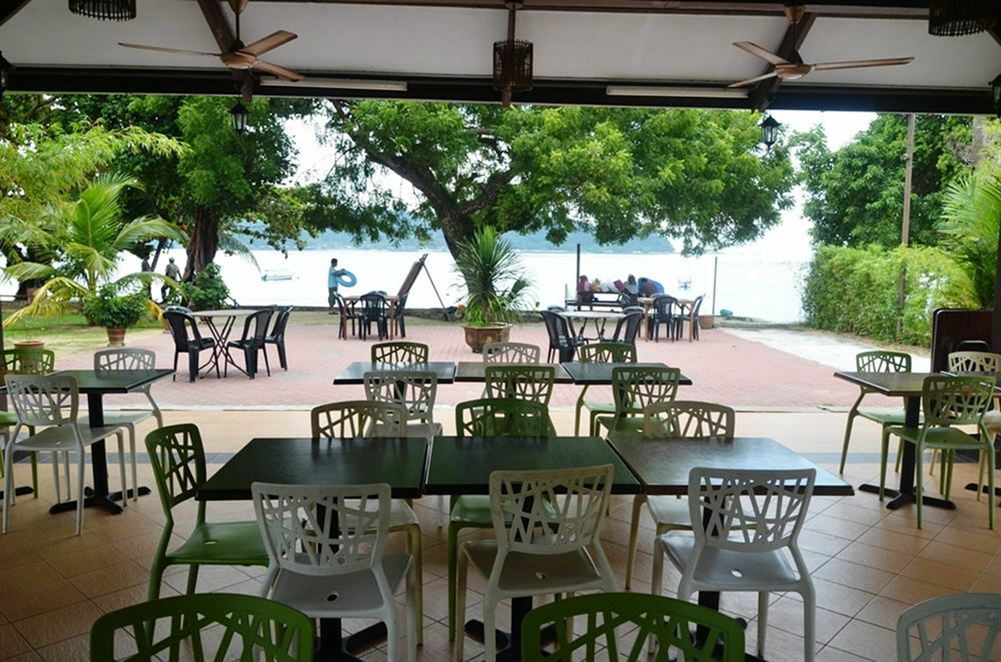 Pangkor Sandy Beach Resort Kampong Pasir Bogak Exteriör bild